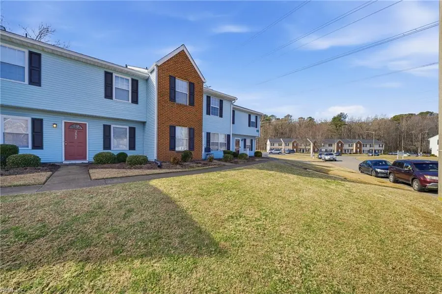 3606 Clover Meadows Drive, Chesapeake, VA 23321 - Image #2