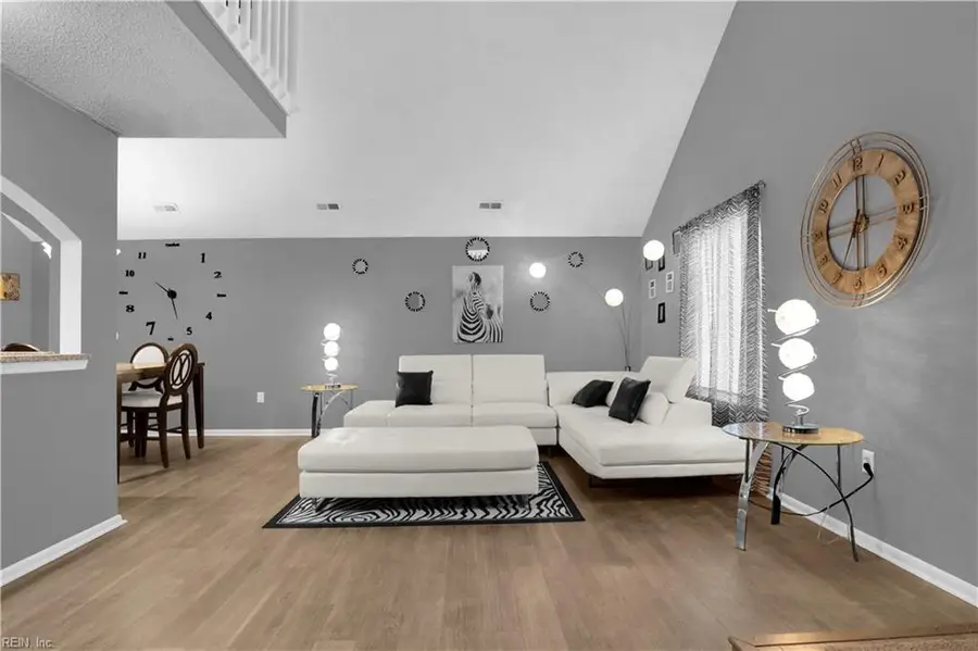 4088 Sherman Oaks Avenue, Virginia Beach, VA 23456 - Image #3