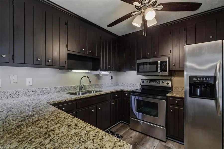 11020 Woods Cross Road, Gloucester, VA 23061 - Image #2