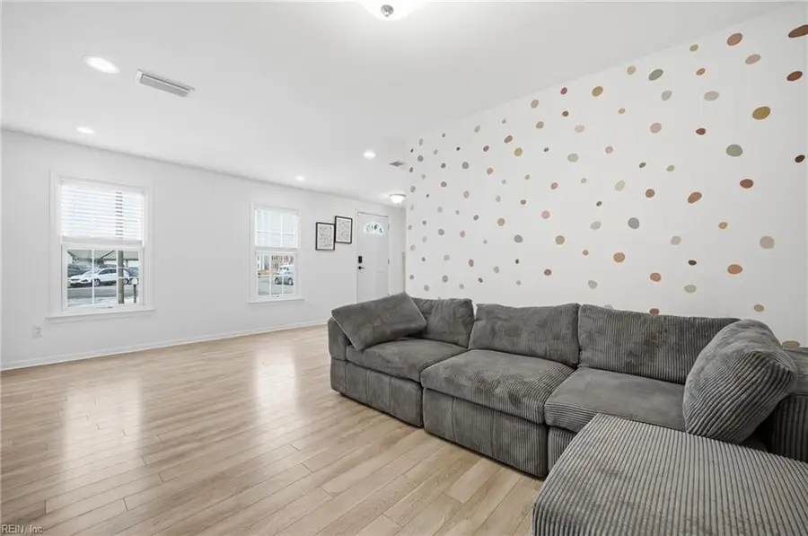 1812 Williston Court, Virginia Beach, VA 23453 - Image #3