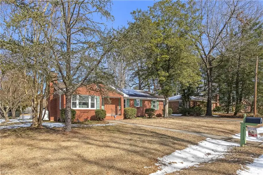 1514 Brittle Dr, Suffolk, VA 23434 - Image #2