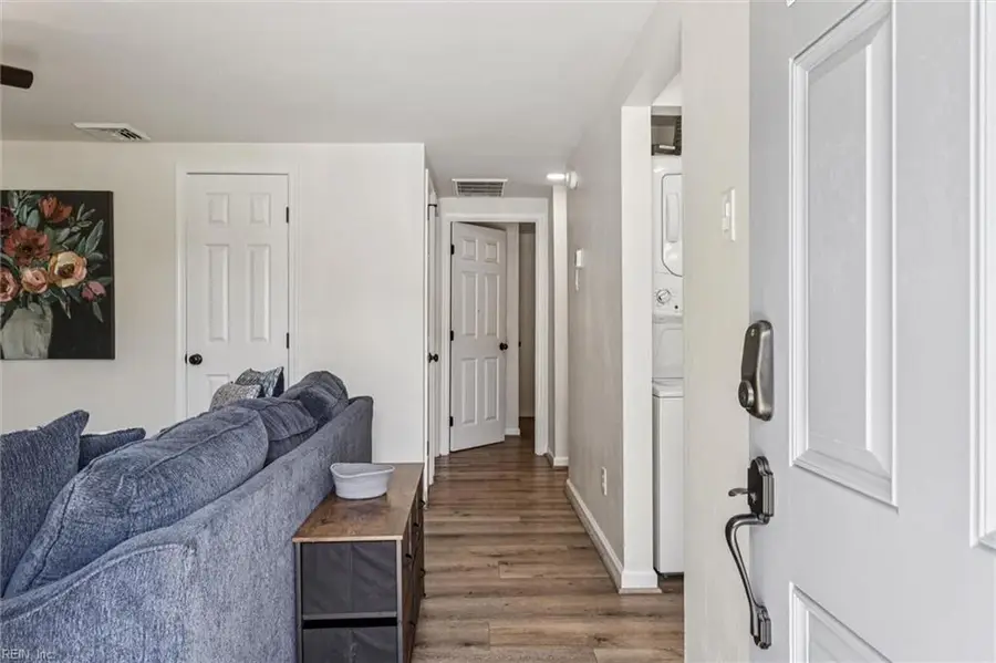 1335 Modoc Avenue, Norfolk, VA 23503 - Image #2