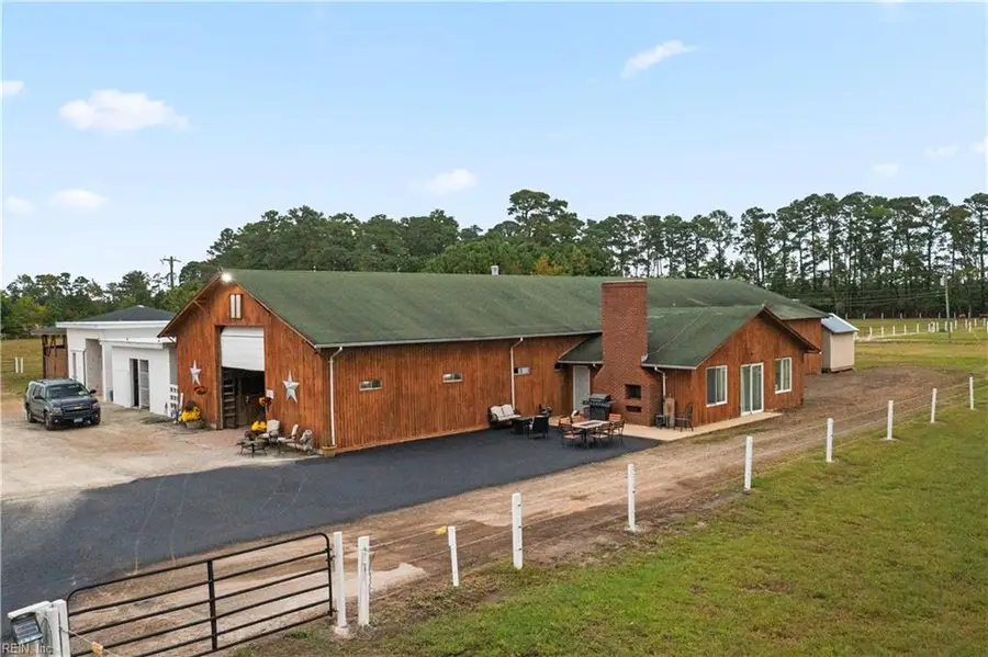 1913 Whaleyville Boulevard, Suffolk, VA 23434 - Image #3