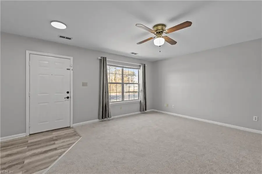 213 Ireland Street, Hampton, VA 23663 - Image #3