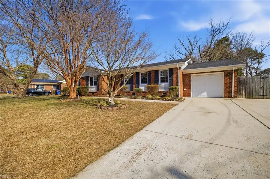 2869 E Point Drive, Chesapeake, VA 23321 - #3