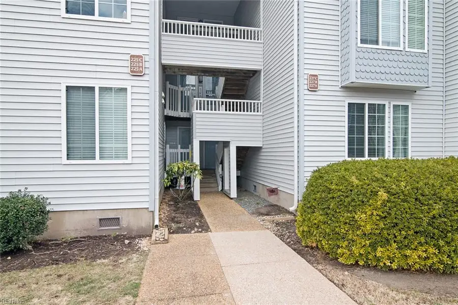 227 Dockside Drive #C, Hampton, VA 23669 - Image #2