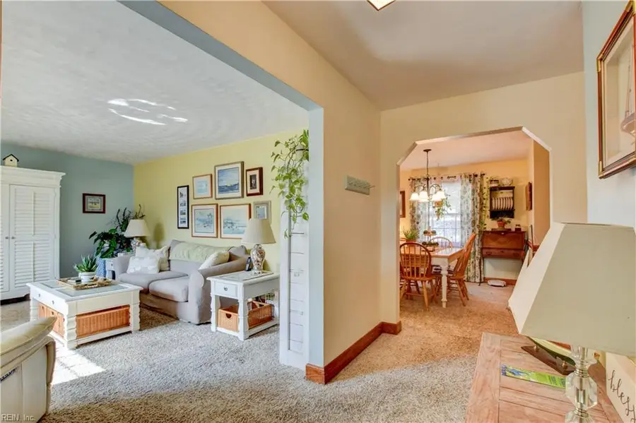 4016 Oak Drive, Chesapeake, VA 23321 - #3