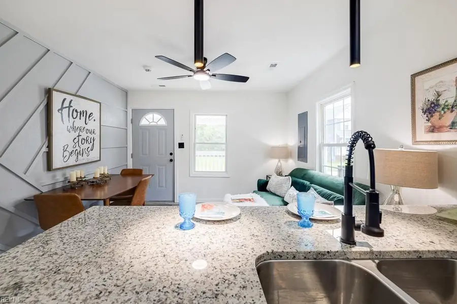 309 N 5th Street, Suffolk, VA 23434 - Image #2