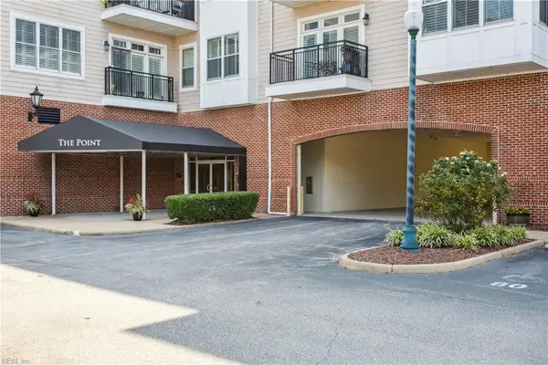 670 Town Center Drive #405, Newport News, VA 23606