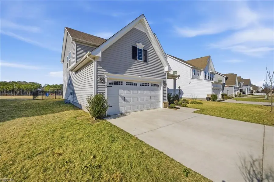 560 Spring Hill Place, Smithfield, VA 23430 - #2