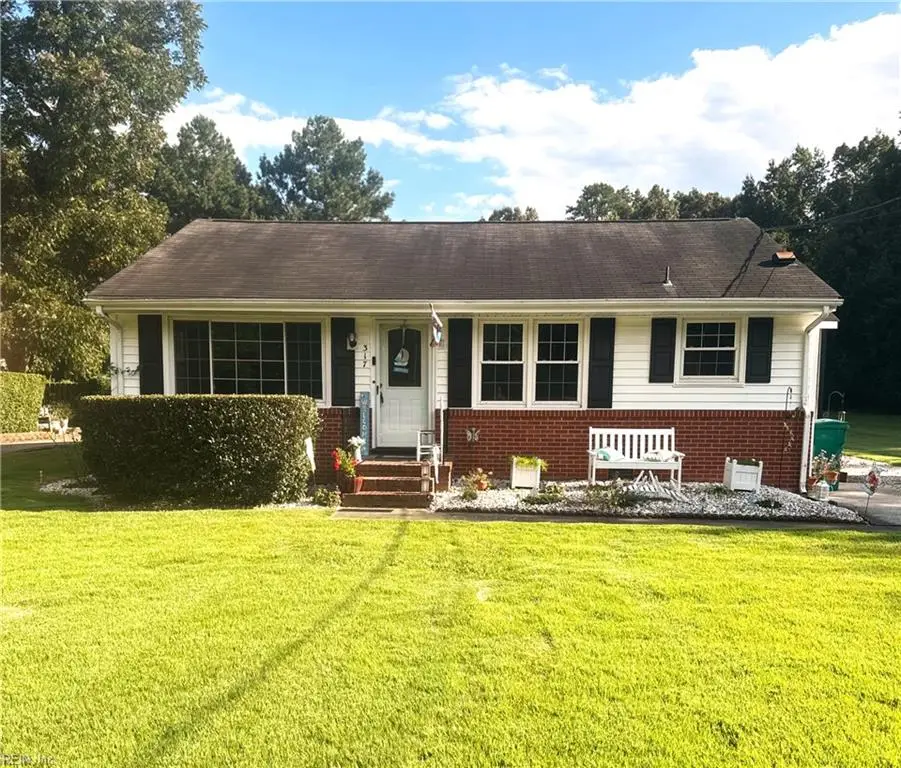 317 East Main Street, Waverly, VA 23890 - #1