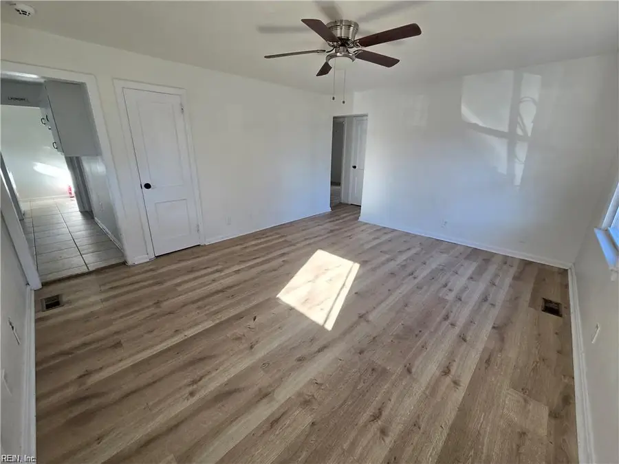 9277 Mason Creek Road, Norfolk, VA 23503 - Image #3