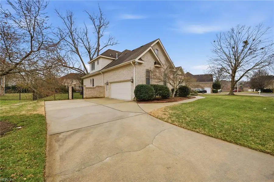 211 Ravenna Course, Chesapeake, VA 23322 - #2