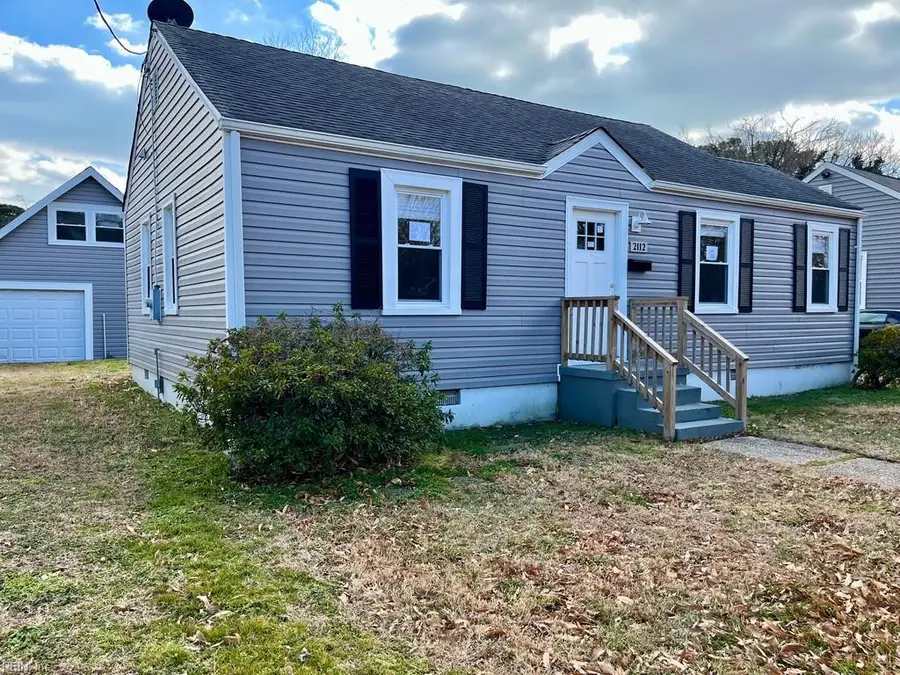 2112 E Pembroke Avenue, Hampton, VA 23664 - #2