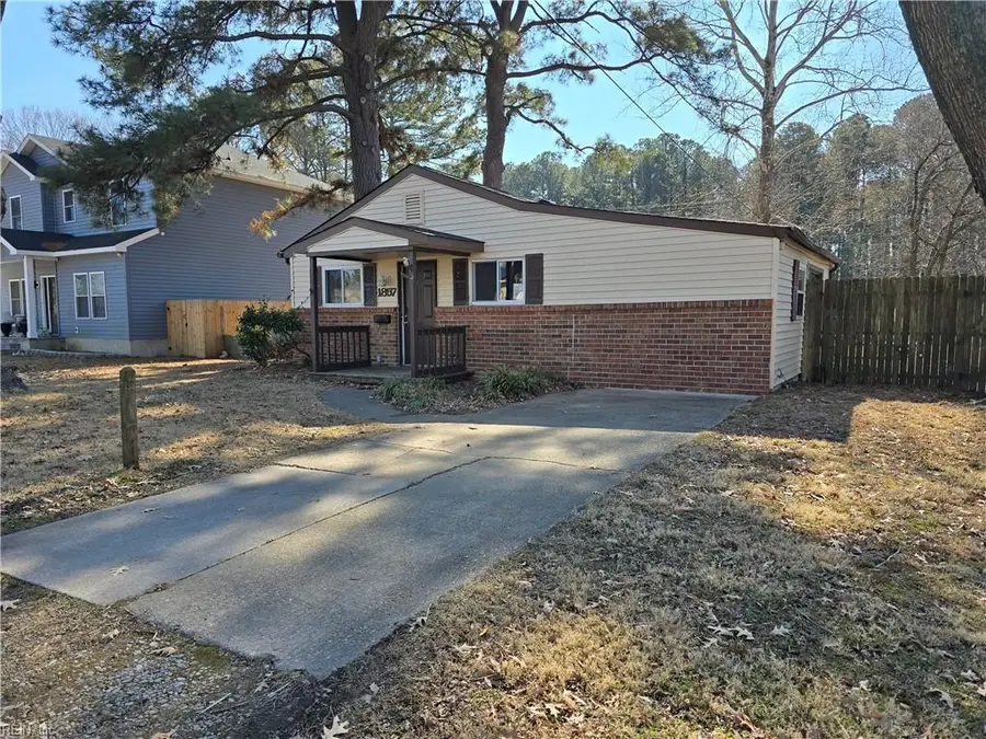 1857 S Streamline Drive, Virginia Beach, VA 23454 - #2