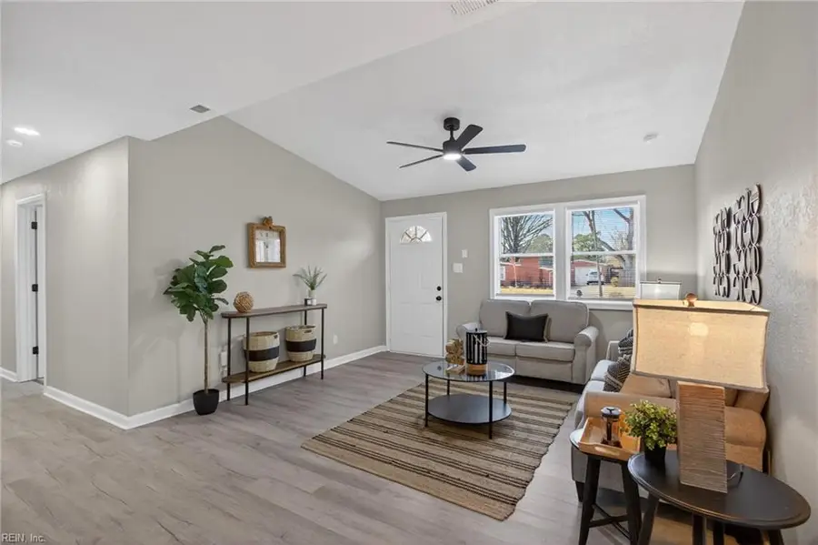 1209 Santeetlah Avenue, Chesapeake, VA 23325 - #2