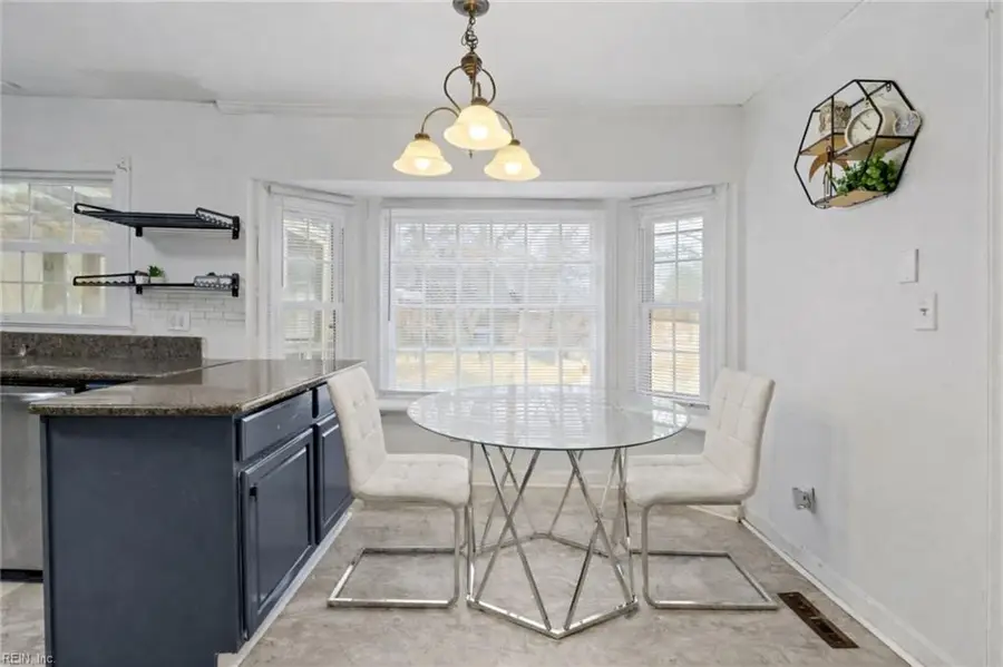 2804 Meadow Wood Drive W, Chesapeake, VA 23321 - #3