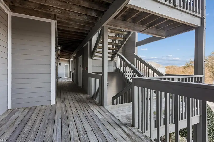 1044 Porte Harbour Arch #202, Hampton, VA 23664 - #3