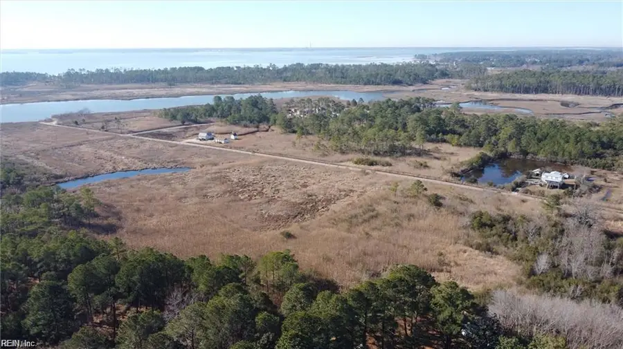 2415 Maundys Creek Road, Hayes, VA 23072 - #3