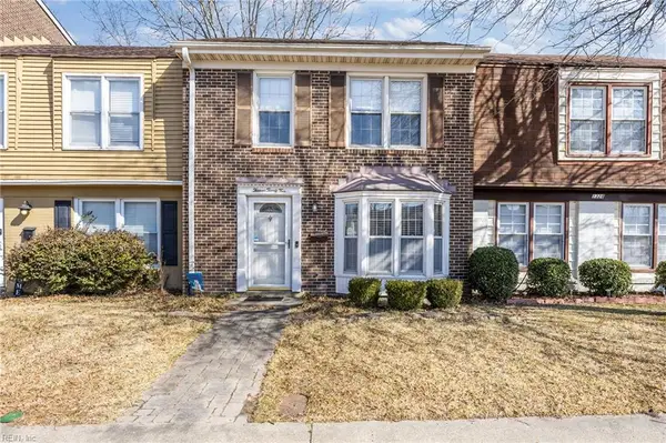 1324 Ruddy Oak Court, Virginia Beach, VA 23453