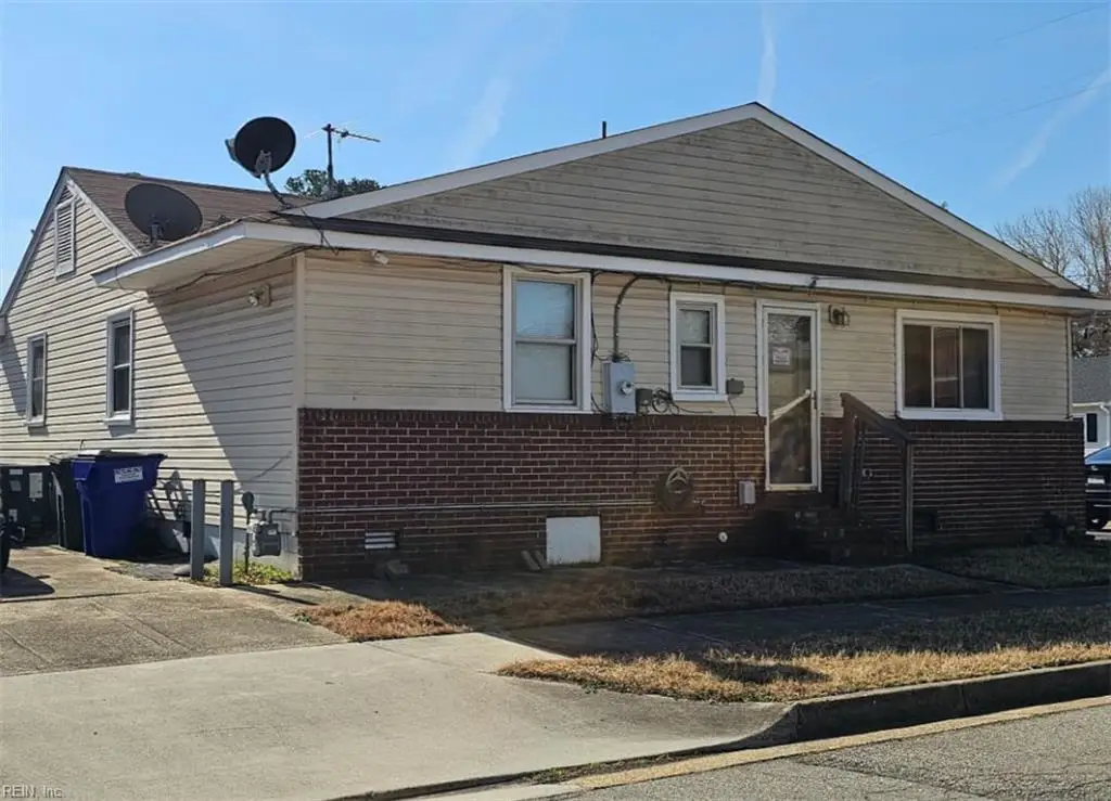 1120 Clarence Street, Norfolk, VA 23502 - #1