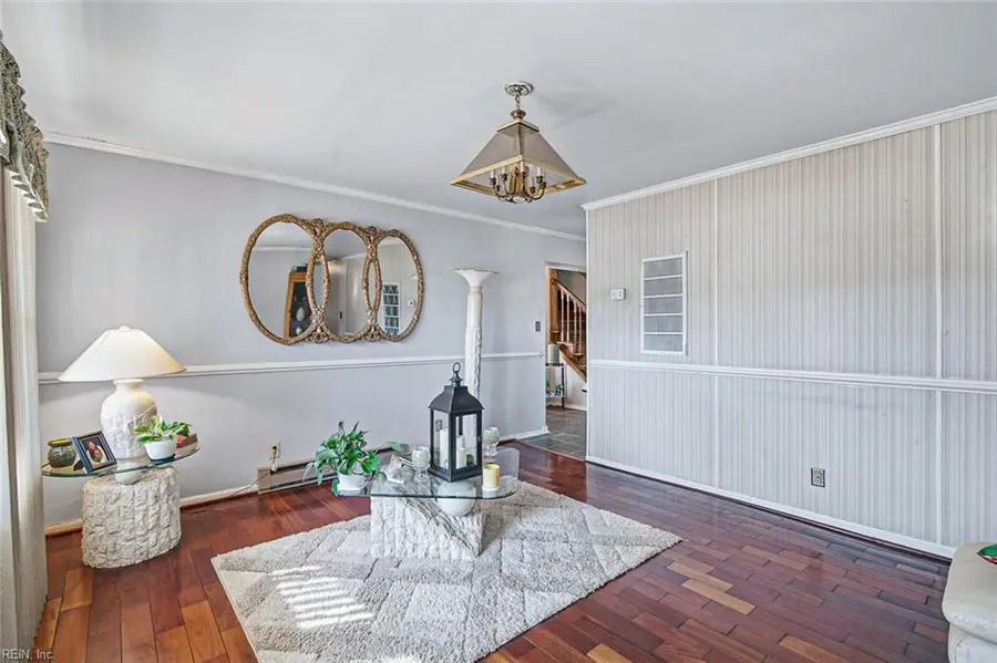 909 King Arthur Drive, Chesapeake, VA 23323 - #2