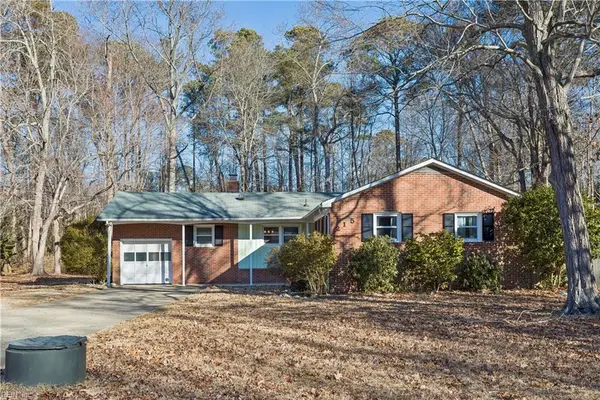 215 Hodges Cove Road, Yorktown, VA 23692