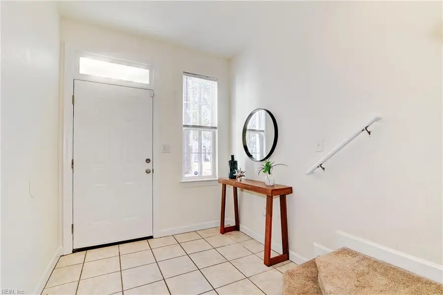 117 S Fir Avenue, Virginia Beach, VA 23452 - #3