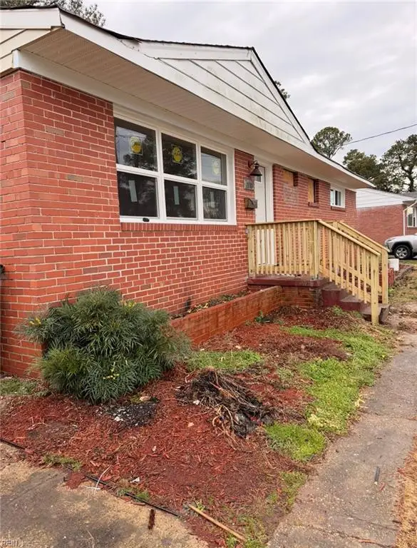 2933 Dominion Avenue, Norfolk, VA 23518