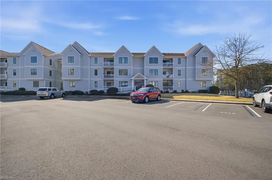 6 Harbor Watch Drive #305, Chesapeake, VA 23320 - #3