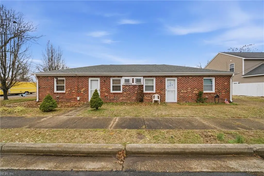 1050 E Chester Street, Norfolk, VA 23503 - #1