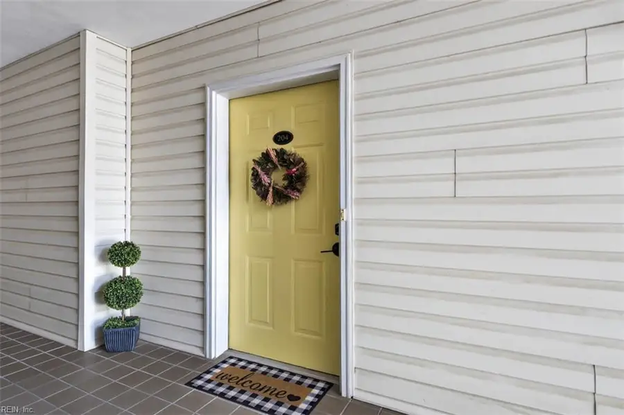 2900 Brighton Beach Place #204, Virginia Beach, VA 23451 - #2