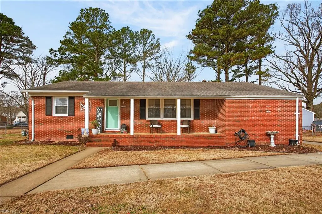 126 W Royce Drive, Chesapeake, VA 23322 - #1