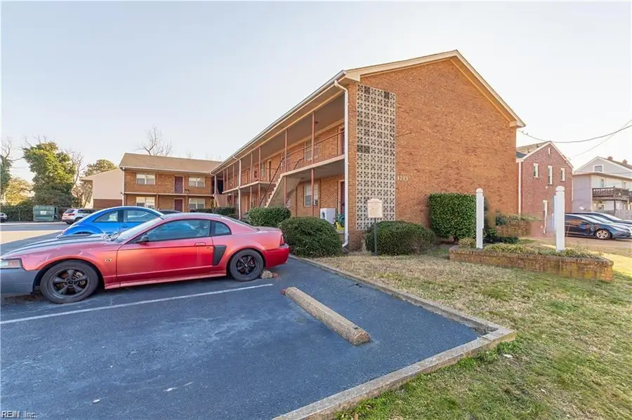 1211 W Ocean View Avenue, Norfolk, VA 23505 - #2