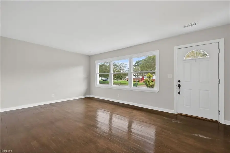 8208 Wedgewood Drive, Norfolk, VA 23518 - #2