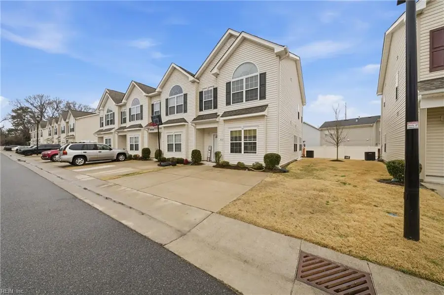 2827 Estella Way, Chesapeake, VA 23325 - #2