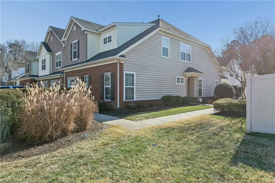817 Harvest Green Lane, Chesapeake, VA 23320 - #3