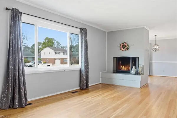 609 Birch Drive, Newport News, VA 23601