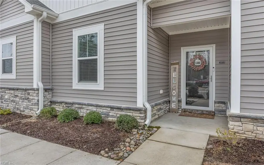 1301 Acadian Drive #D, Suffolk, VA 23434 - #2
