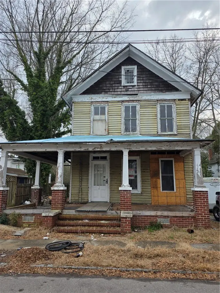 403 W Fearing Street, Elizabeth City, NC 27909 - #1
