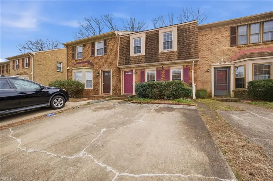 5531 Old Guard Crescent, Virginia Beach, VA 23462 - #3