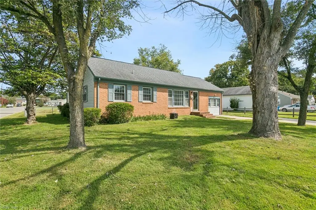 806 Carnation Drive, Newport News, VA 23608 - #1
