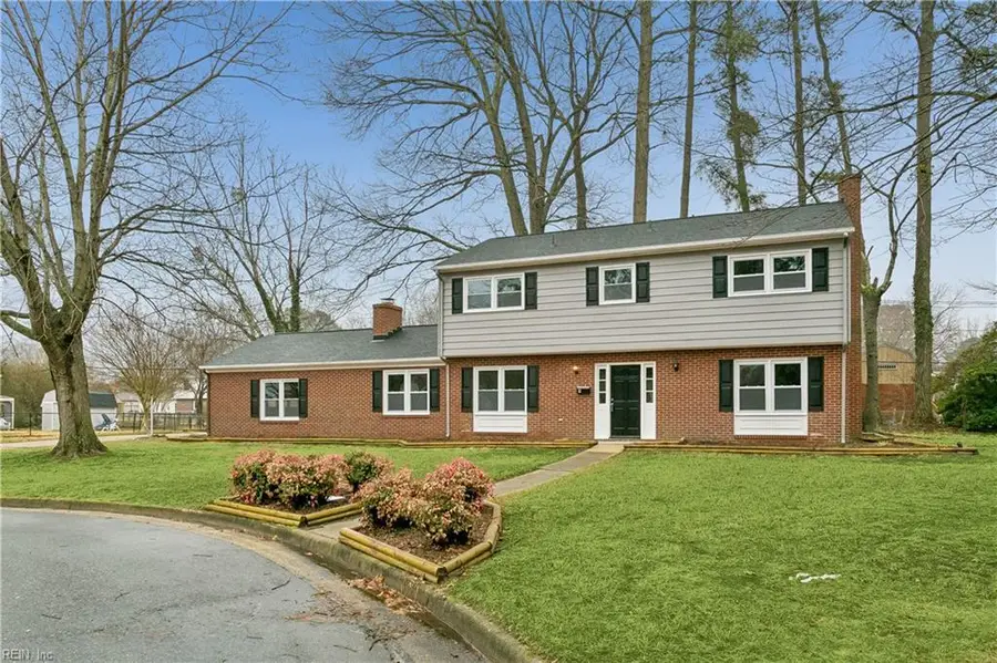 4 Alexander Drive, Hampton, VA 23664 - #3