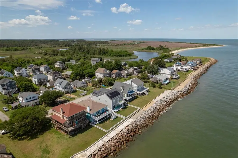 106 Lighthouse Drive, Hampton, VA 23664 - #2