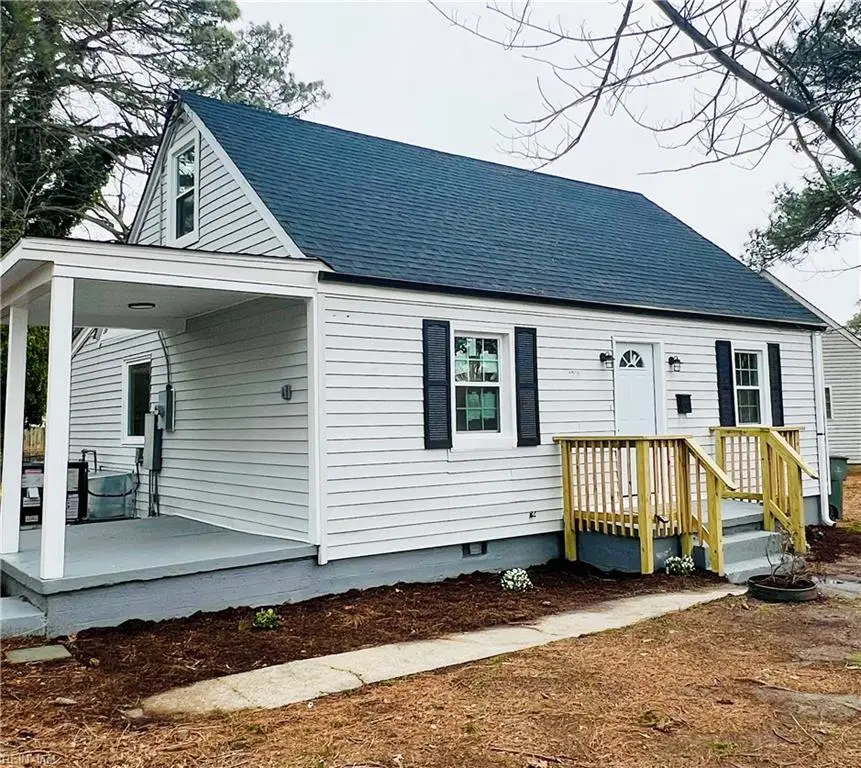 1300 Sunset Drive, Norfolk, VA 23503 - #2