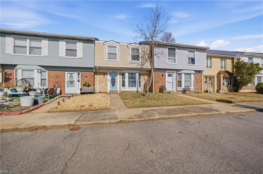 3768 Governors Way, Virginia Beach, VA 23452 - #2