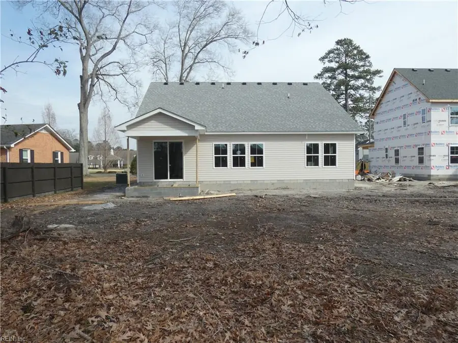 702 Argyll Street, Chesapeake, VA 23320 - #2