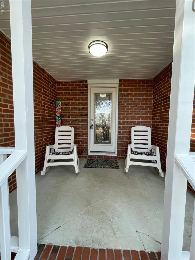 120 Causeway Drive, Chesapeake, VA 23322 - #3