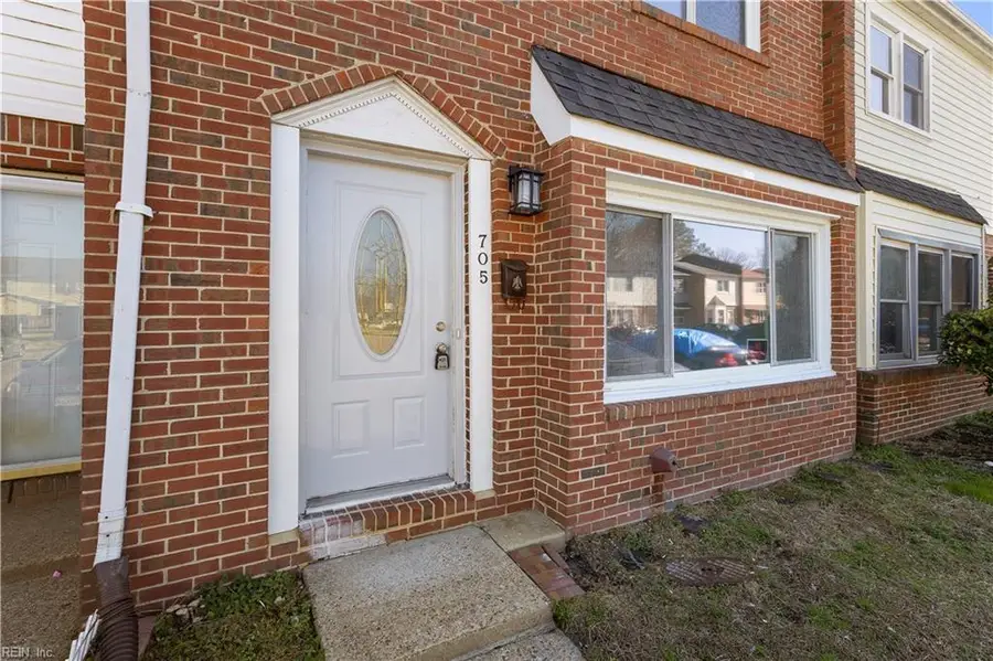 705 Harbour North Drive, Chesapeake, VA 23320 - #2