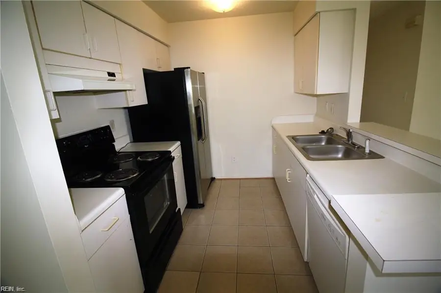 516 Rue Marseille, Chesapeake, VA 23320 - #3